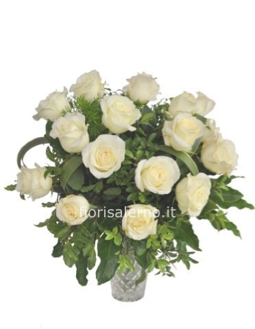 Bouquet di 12 rose bianche