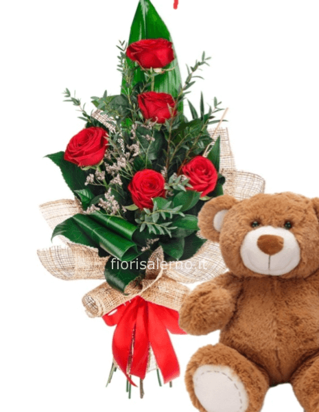 5 rose rosse e un peluche